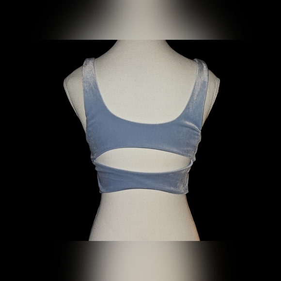 Athleta Womens Velvet Cut Out Crop A-C Size Small - Picture 6 of 13
